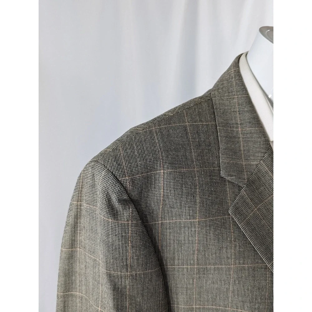 Jos A Banks Silk‎ Wool Gray Windowpane Blazer Sports Jacket Coat 46R Crosshatch